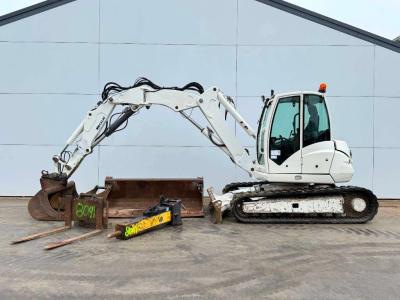 Mecalac 10MCR - Many extra attachments! Auto Lube