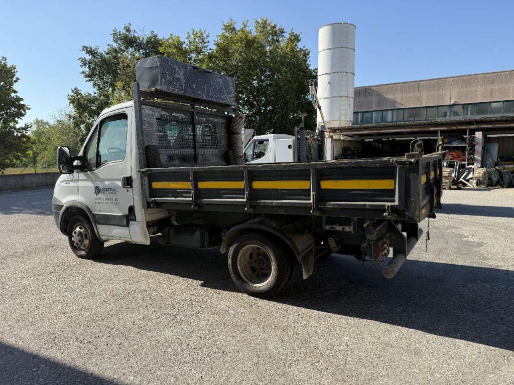 Iveco DAILT 35E4 Foto 5