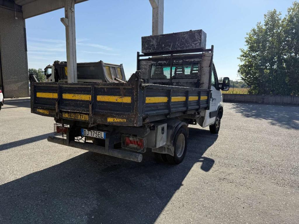 Iveco DAILT 35E4 Foto 6