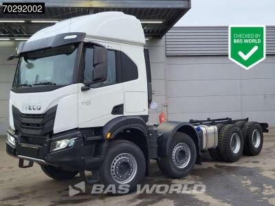 Iveco T-Way 510 8X4 NEW chassis! Retarder Big-Axle Steelsuspension LED Automatic Euro 6 in vendita da BAS World B.V.