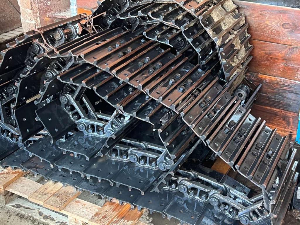 Catene / Catenarie per Komatsu PC88MR-6 Foto 2