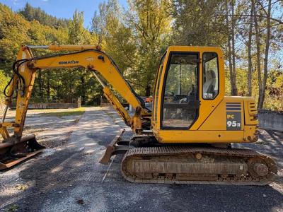 Fai Komatsu 410C