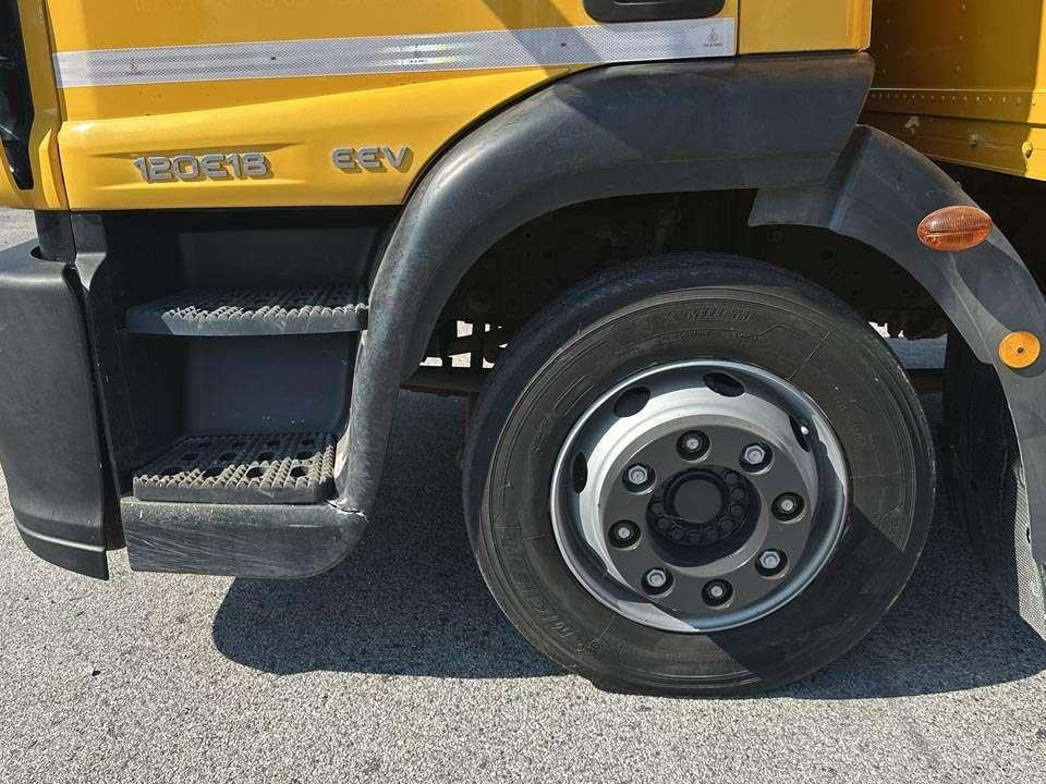 Iveco ML120E18 Foto 4