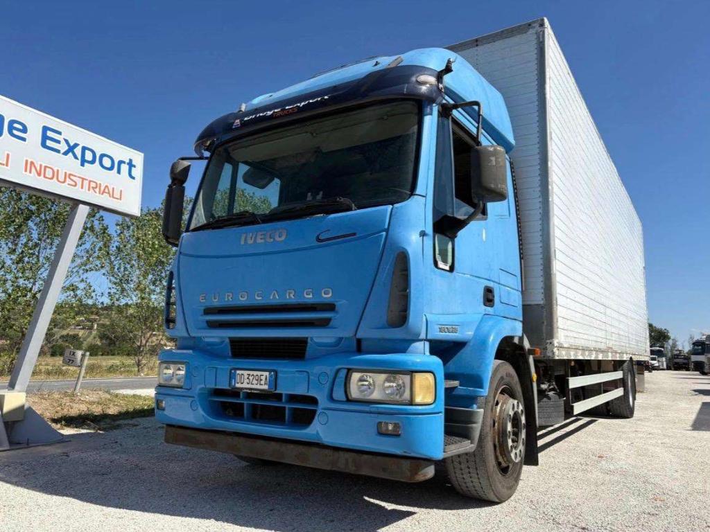 Iveco EUROCARGO 180E28 furgonato Foto 4
