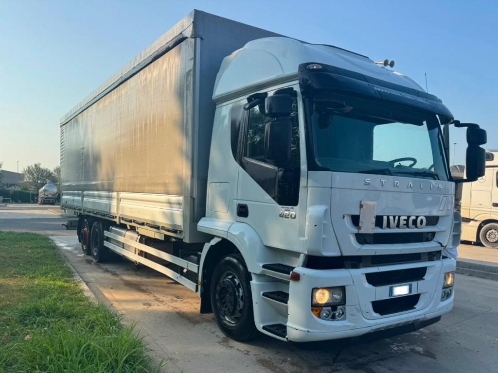 Iveco STRALIS 400 Foto 1