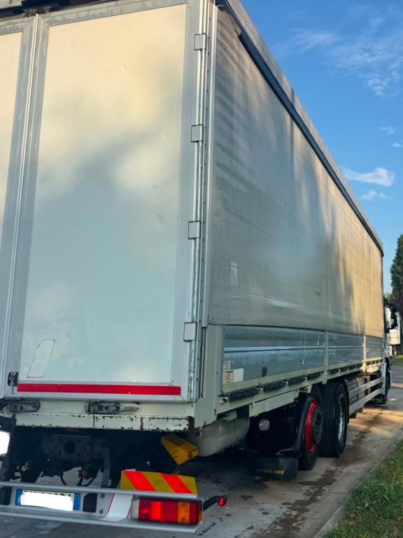 Iveco STRALIS 420 Foto 8