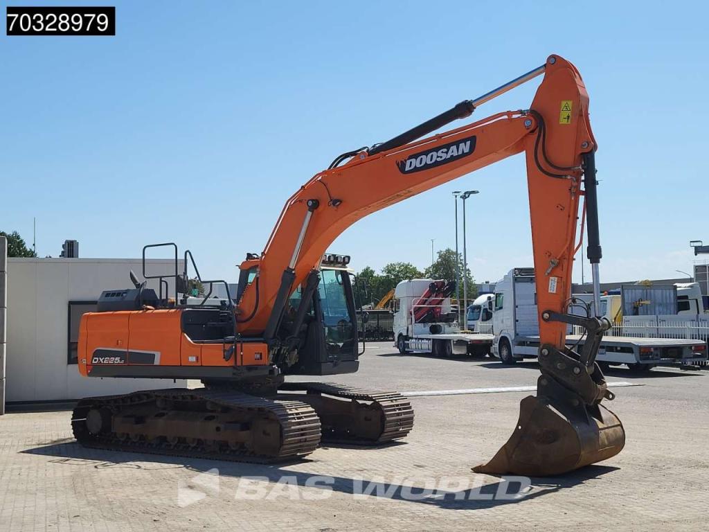 Doosan DX225 LC-5 Foto 6