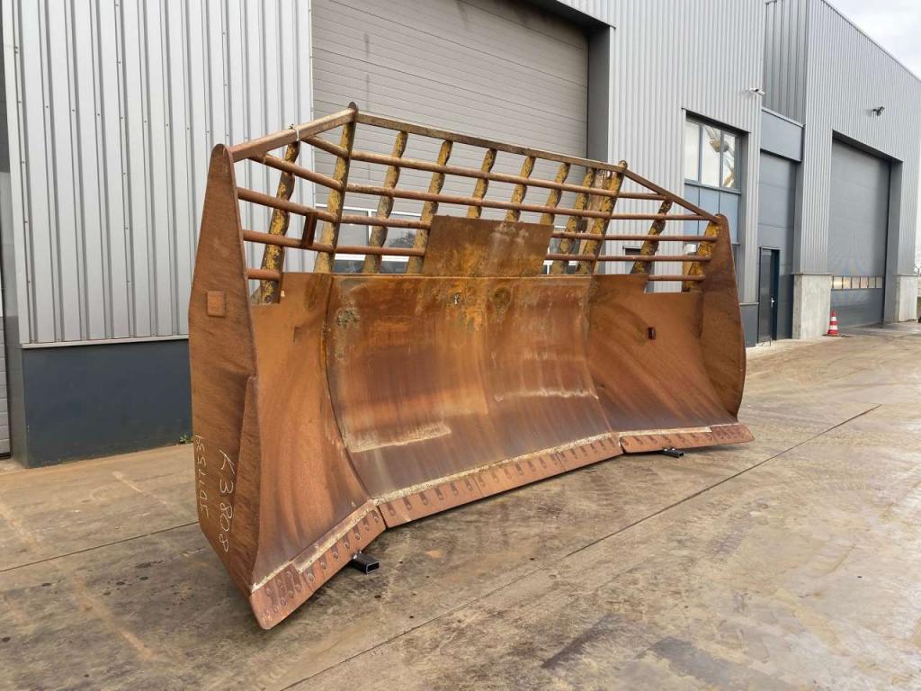 Caterpillar D9U Blade Foto 3