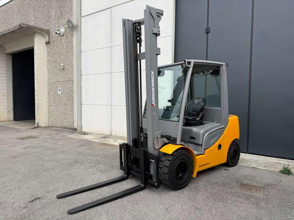 Jungheinrich DFG-430S Foto 2