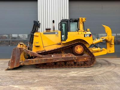 Caterpillar D8T in vendita da Big Machinery