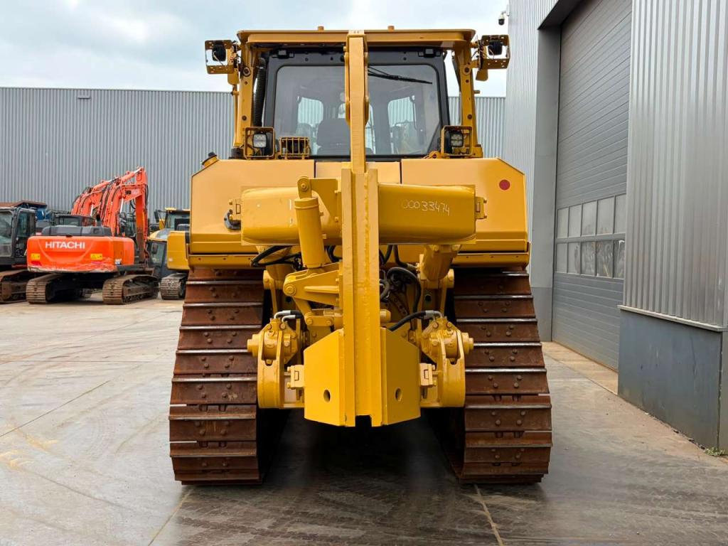 Caterpillar D8T Foto 4