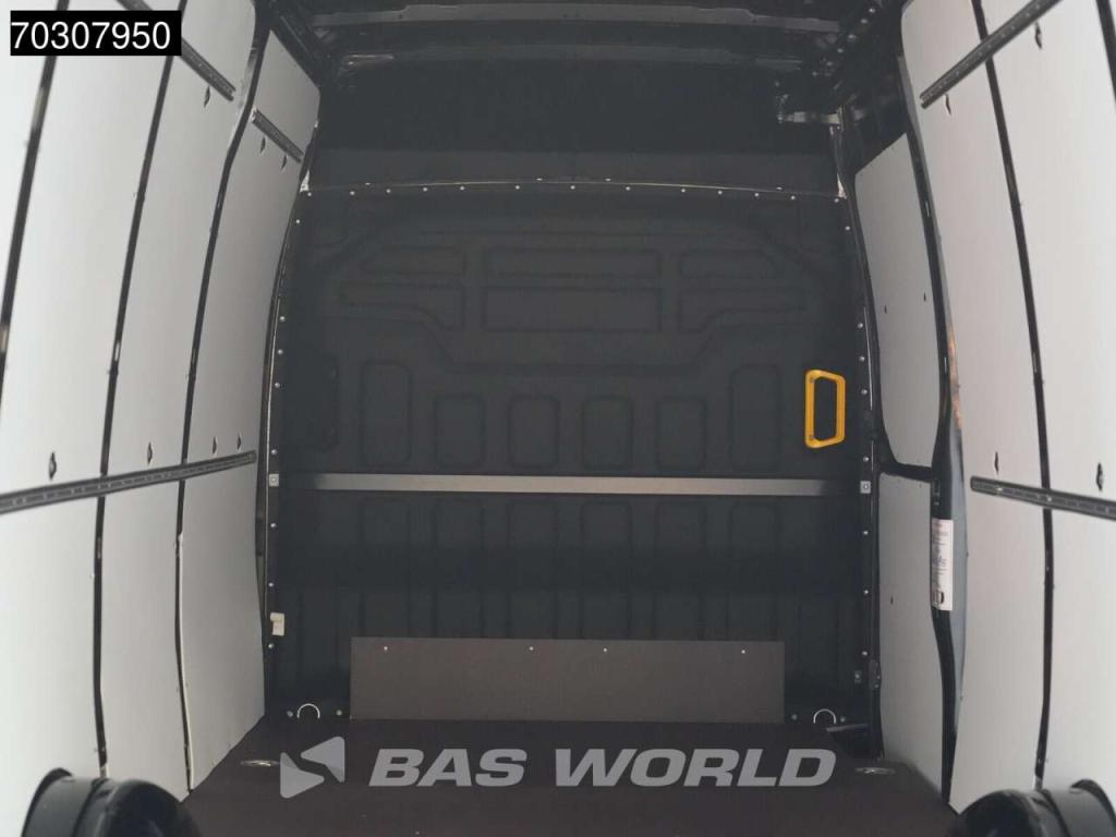 Iveco Daily 35S18 3.0L Automaat L3H2 180PK 3,5t Trekgewicht ACC Airco Cruise Camera Parkeersensoren CarPl Foto 10