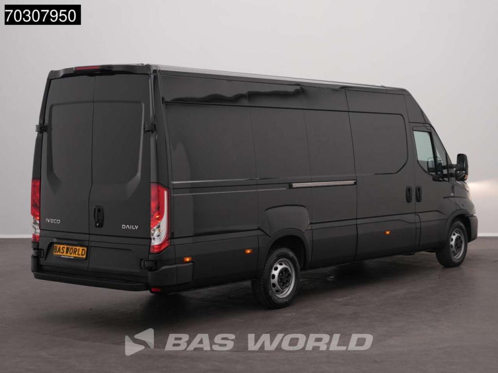Iveco Daily 35S18 3.0L Automaat L3H2 180PK 3,5t Trekgewicht ACC Airco Cruise Camera Parkeersensoren CarPl Foto 7