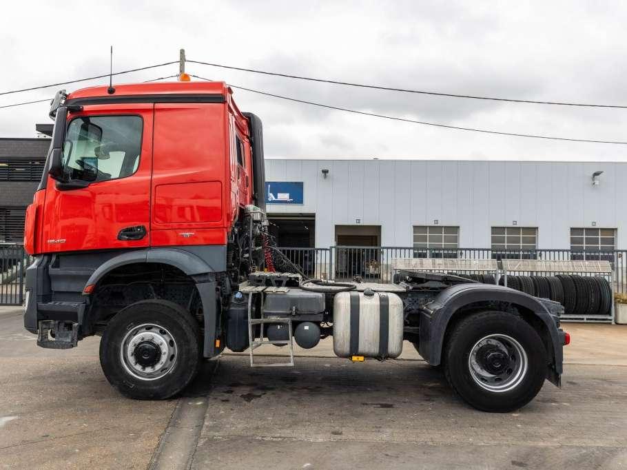 MERCEDES AROCS 1840 AS - 4X4 (cardan)+MANUAL+KIPHYDR. Foto 8