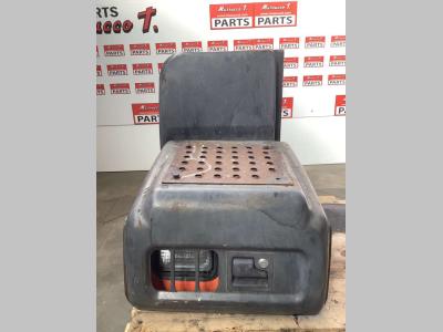 Cassetto porta oggetti per Hitachi ZX160LC in vendita da Massucco T. Srl Area Ricambi