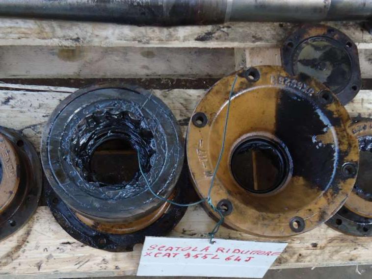 Scatola cuscinetti per riduttore per Caterpillar 955L Foto 2