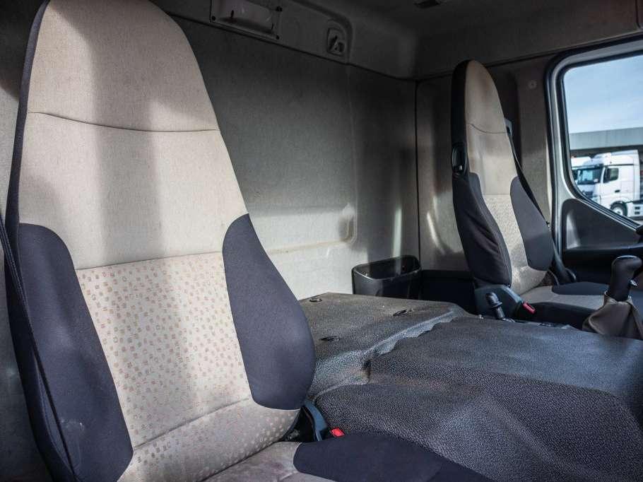 Renault PREMIUM 340 DXI-6X2 Foto 16