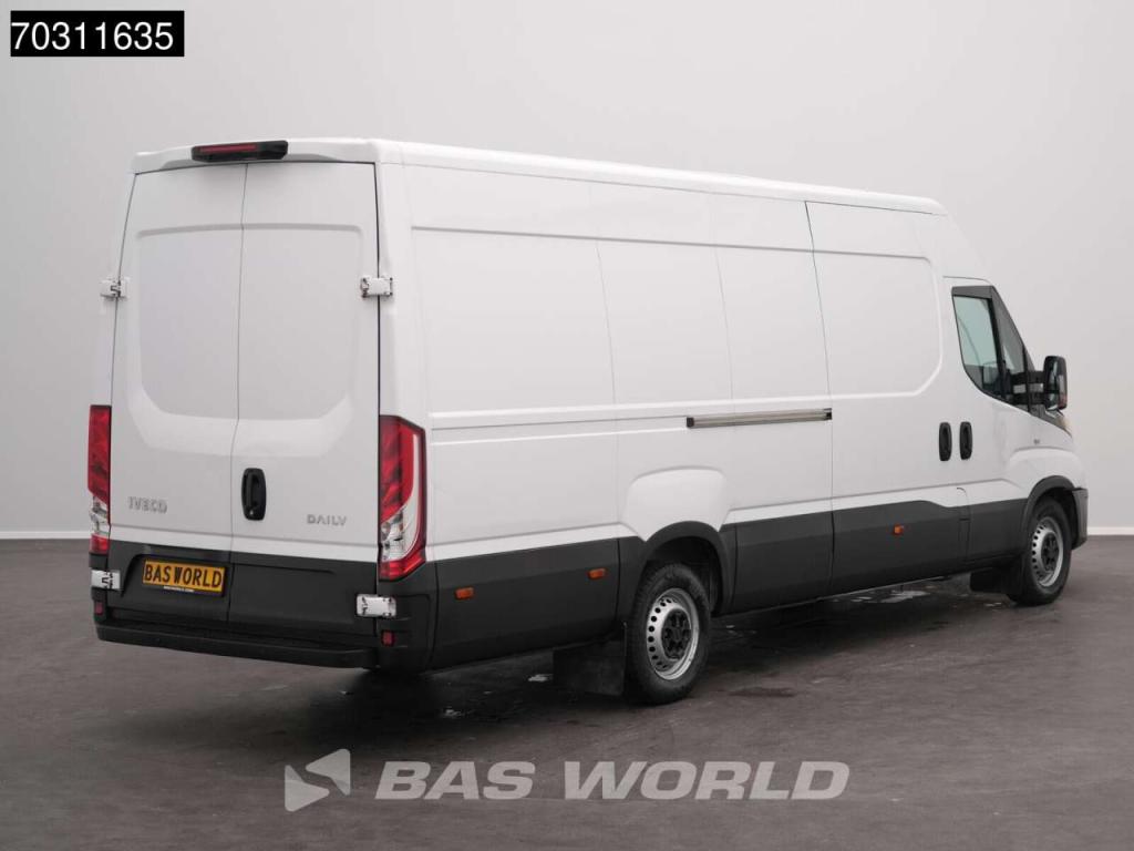 Iveco Daily 35S16 Automaat L3H2 3,5t Trekgewicht 160PK Airco Camera Parkeersensoren Euro6 L3 Airco Foto 2