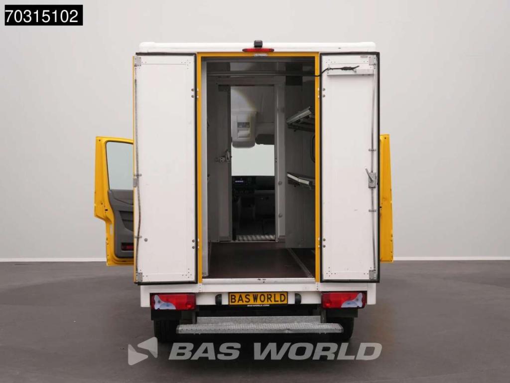 Man TGE 3.100 Bakwagen Verkoopwagen Foodtruck Meubelbak Koffer Camera Scherm Foto 11