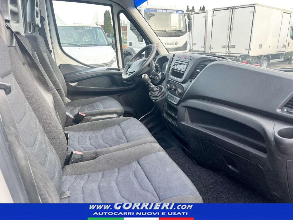 Iveco 35-140 Foto 8
