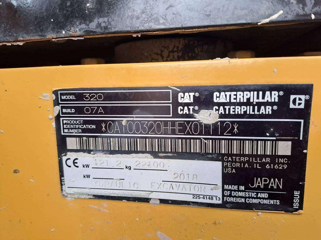 Caterpillar 320 Foto 11