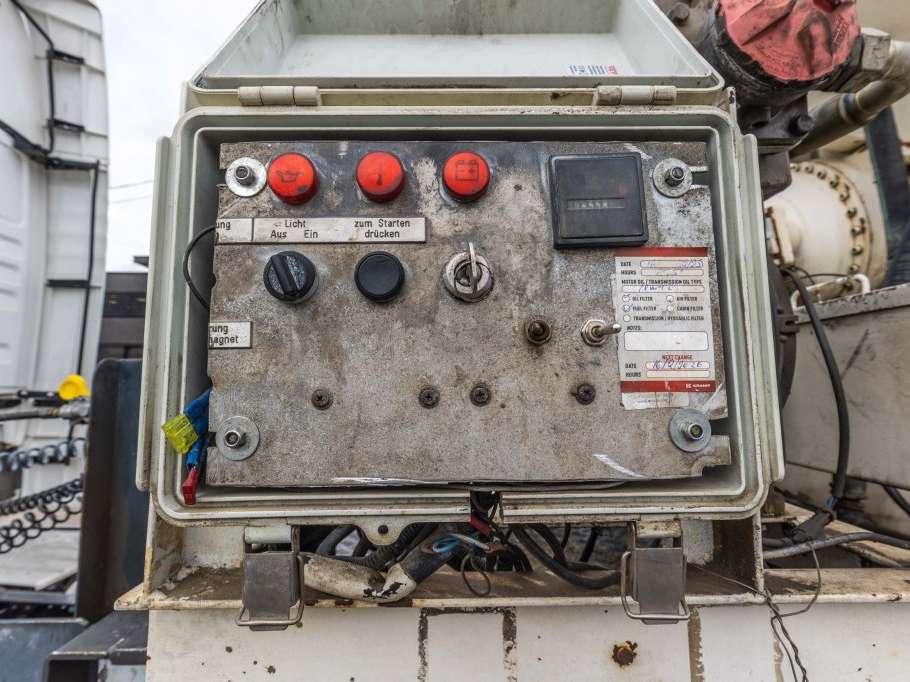 Renders BETON MIXER 12M3 + MOTOR (MALAXEUR/MISCHER) Foto 13