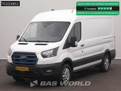 Ford e-Transit 184pk Elektrisch 68kWh 317KM WLTP SOH 93% L2H2 AC/Climate Navi Carplay Parkeersensoren Cr in vendita da BAS World B.V.
