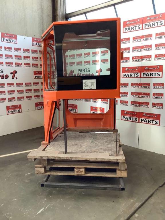 Cabina per Yanmar VIO 80 Foto 4