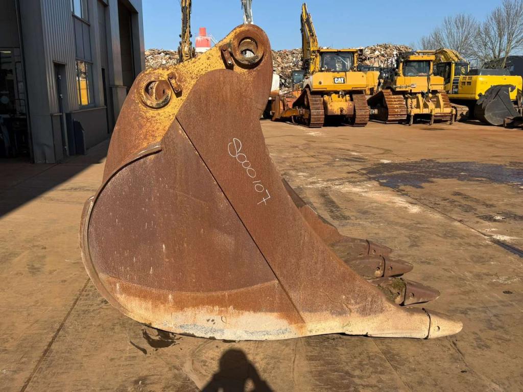 Caterpillar Caterpillar teeth Bucket 385 Foto 3