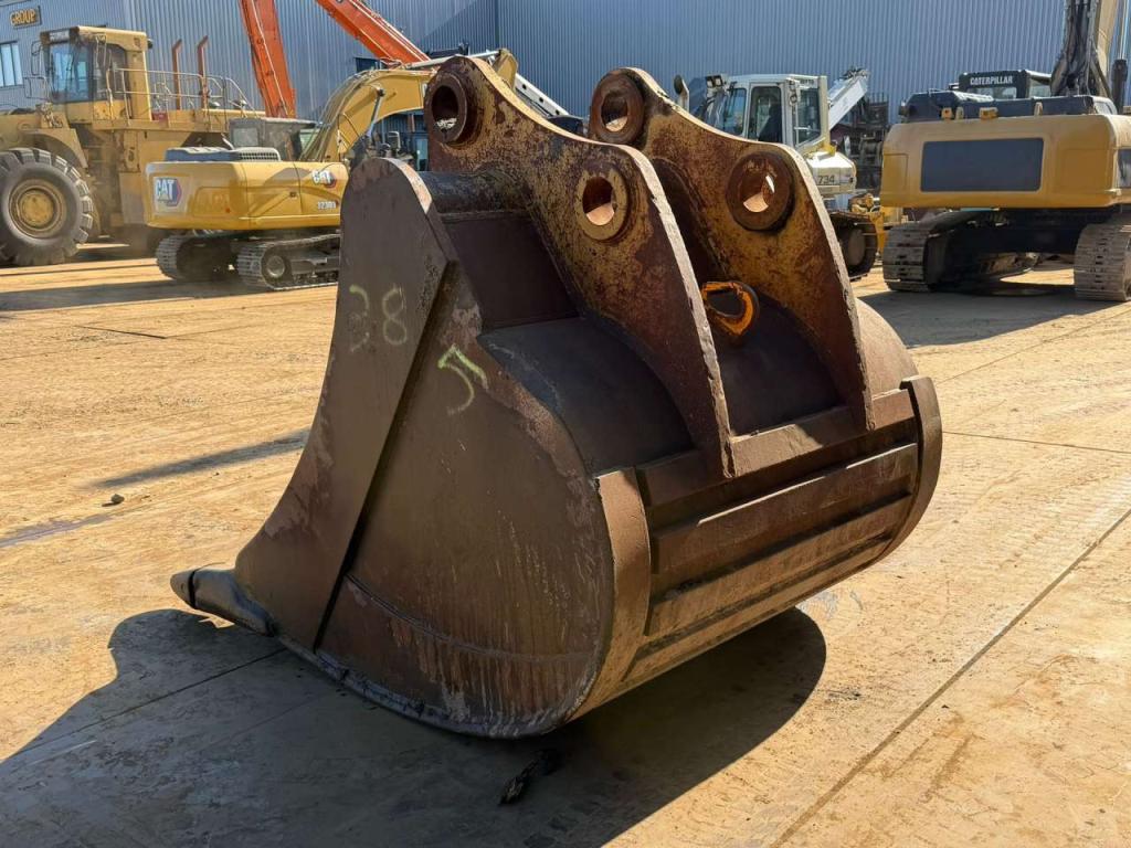 Caterpillar Caterpillar teeth Bucket 385 Foto 5
