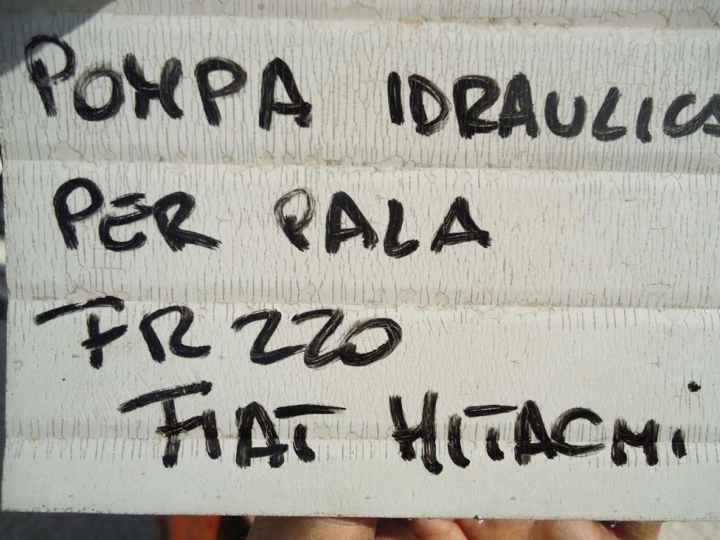 Pompa idraulica per Fiat Hitachi FR220 Foto 2
