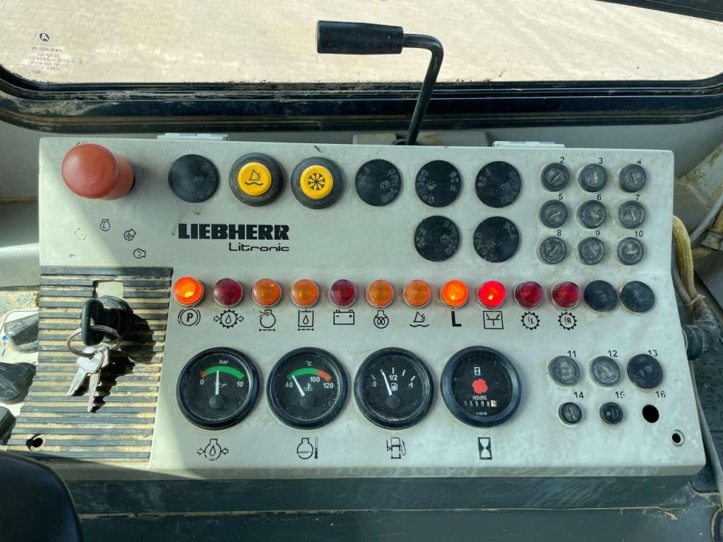 Liebherr LR622B Foto 23
