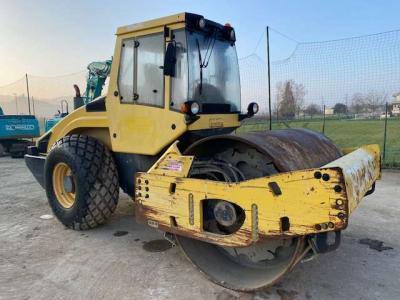 Bomag BW213D-4