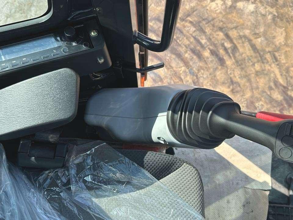Hitachi ZX63U Foto 19
