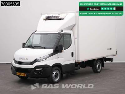 Iveco Daily 35S14 Automaat Koelwagen Vriezer Thermo King V-300 MAX Airco Cruise Parkeersensoren Euro6 Bak in vendita da BAS World B.V.