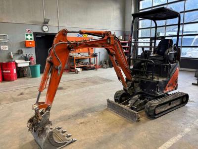 Hitachi ZX17U-2 YLR
