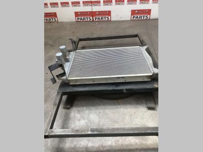 Radiatore intercooler per New Holland E385 in vendita da Massucco T. Srl Area Ricambi