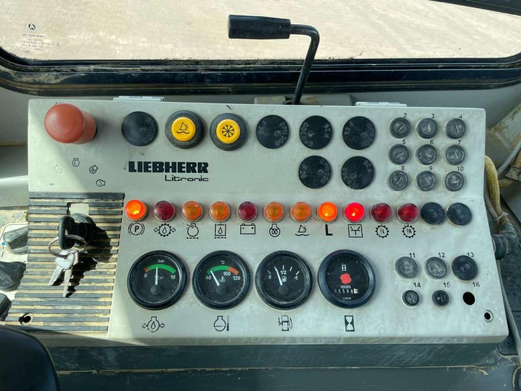 Liebherr LR622B Foto 23