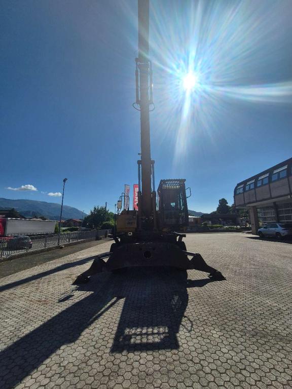 Caterpillar M325D Foto 3