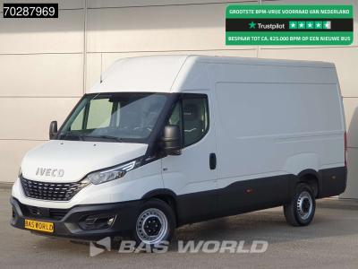 Iveco Daily 35S18 3.0L Automaat L2H2 3,5t Trekhaak 180PK LED Navi Airco Cruise Camera Euro6 L2 12m3 Airco in vendita da BAS World B.V.