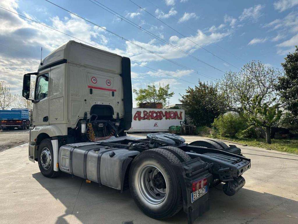 Mercedes-Benz Actros 1848 Foto 6
