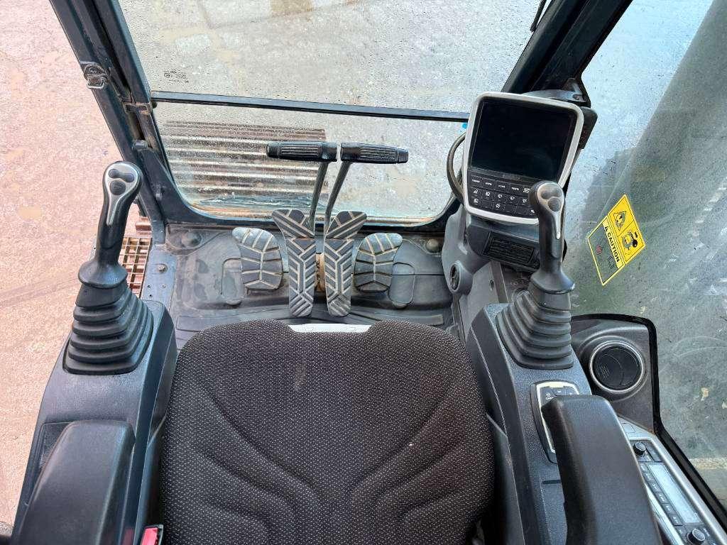 Hyundai HX300LR - 18m Long Reach / Auto Greasing Foto 7