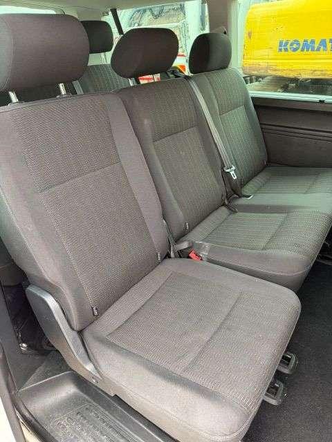 Volkswagen KOMBI 9 posti Foto 10