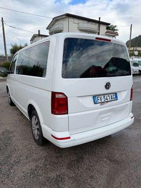 Volkswagen KOMBI 9 posti Foto 4