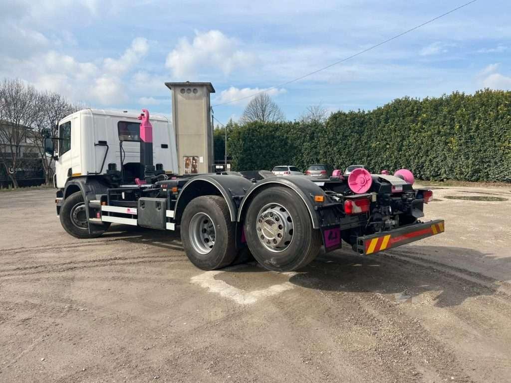 Scania P410 CP16 SCARRABILE Foto 3