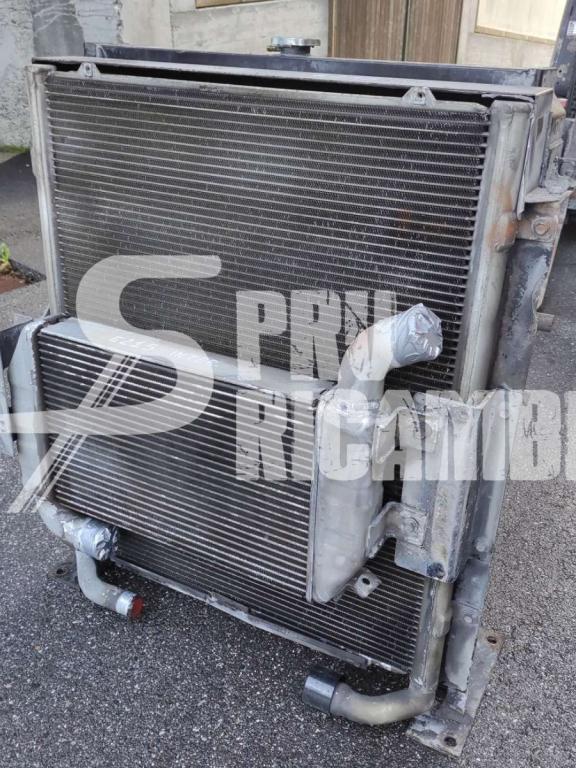 Radiatore olio idraulico per New Holland E 215 Foto 2