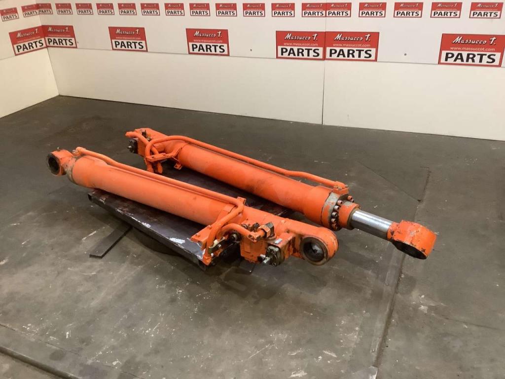 Pistone sollevamento per Fiat Hitachi EX 235 Foto 4