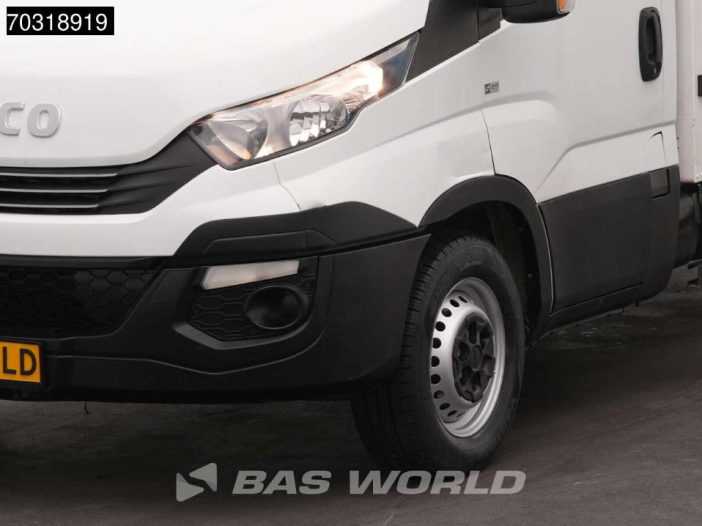 Iveco Daily 35S14 Automaat Open Laadbak met Kist 3.5t trekhaak Airco Cruise Euro6 Pritsche Pickup Open Bo Foto 26