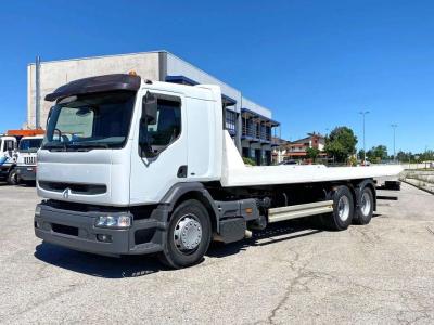 Renault Premium 370 6x2 in vendita da Massucco T. Srl