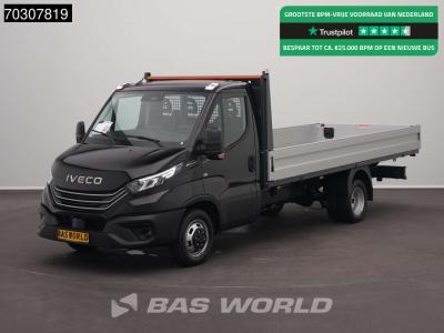 Iveco Daily 35C21 3.0L Automaat Open Laadbak 210PK Dubbellucht LED ACC Airco Camera CarPlay Parkeersensor in vendita da BAS World B.V.